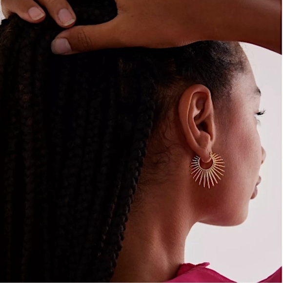 Anthropologie Irregular Gold Fan Hoops - Picture 2 of 13